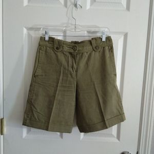 Mona khaki shorts size 4